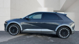 2023 Hyundai Ioniq 5 77kwh Ultimate Hatchback 5dr Electric Auto (228 Ps) in Grey — image 6