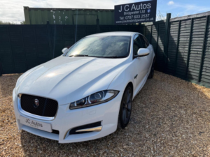 2015 Jaguar Xf 2.2d R-Sport Auto Euro 5 (s/s) 4dr in White — image 5