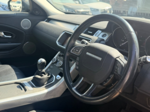 2017 Land Rover Range Rover Evoque Ed4 Se in Blue — image 3