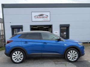 2020 Vauxhall Grandland X 1.6 13.2kwh Elite Nav in Blue — image 3