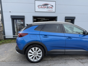 2020 Vauxhall Grandland X 1.6 13.2kwh Elite Nav in Blue — image 5