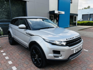2015 Land Rover Range Rover Evoque 2.2 Sd4 Pure Tech in Silver — image 3