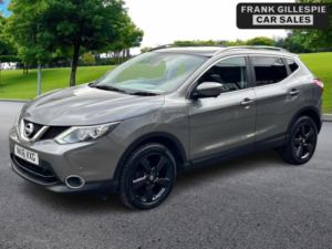 2016 Nissan Qashqai 1.5 Dci N-Tec+ 2WD Euro 6 (s/s) 5dr in Grey — image 4