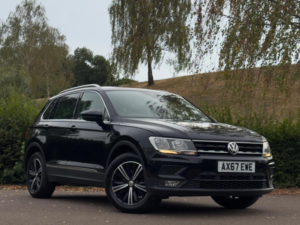 2018 Volkswagen Tiguan 2.0 Tdi Se Navigation DSG Euro 6 (s/s) 5dr in Black — image 6
