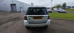 2013 Land Rover Freelander 2 2.2 Sd4 Hse SUV 5dr Diesel Commandshift 4WD Euro 5 (190 Ps) in White — image 4