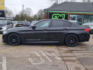 2019 BMW 5 Series 2.0 520d Mht M Sport Auto Xdrive Euro 6 (s/s) 4dr in Black — image 4
