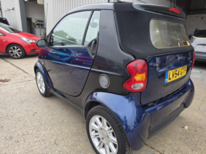 2004 Smart Fortwo 0.7 City Pure Cabriolet 2dr in Black — image 3