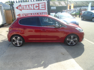 2016 Peugeot 208 1.2 Puretech Gt Line Hatchback 5dr Petrol Manual Euro 6 (s/s) (110 Ps) in Red — image 6