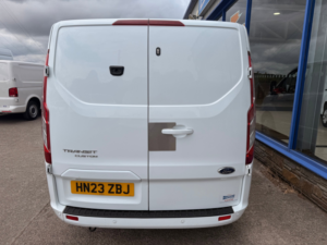 2023 Ford Transit Custom 2.0 300 Ecoblue Limited Panel Van 5dr Diesel Manual L2 H1 Euro 6 130 Ps in White — image 5