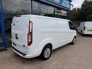 2023 Ford Transit Custom 2.0 300 Ecoblue Limited Panel Van 5dr Diesel Manual L2 H1 Euro 6 130 Ps in White — image 6
