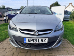 2013 Vauxhall Astra 1.7 Cdti Ecoflex Energy Euro 5 5dr in Grey — image 2