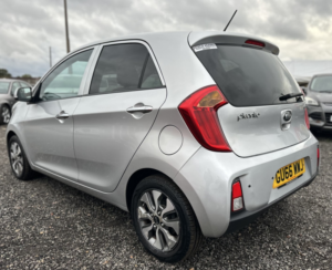 2016 Kia Picanto 1.0 2 in Silver — image 5