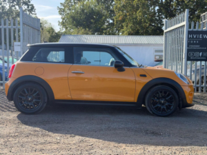 2014 MINI Hatch 1.5 Cooper Euro 6 (s/s) 3dr in Orange — image 4