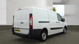 2015 Peugeot Expert 2.0 Hdi L2 H1 4dr in White — image 4