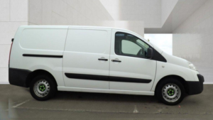 2015 Peugeot Expert 2.0 Hdi L2 H1 4dr in White — image 5