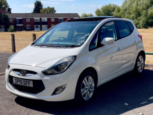 2015 Hyundai Ix20 1.4 Style Euro 5 5dr in White — image 3