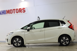 2014 Honda Jazz 1.5 Hybrid Es CVT Euro 5 5dr in White — image 4