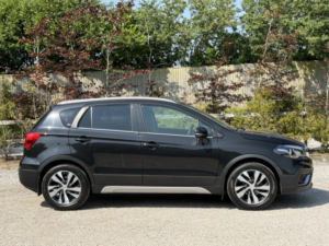 2017 Suzuki Sx4 S-Cross 1.0 Boosterjet Sz-T in Black — image 2
