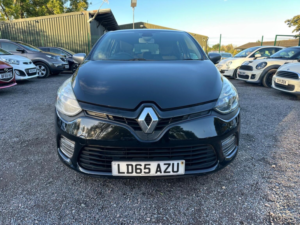 2015 Renault Clio 0.9 Tce Dynamique S Nav Euro 6 (s/s) 5dr in Black — image 2