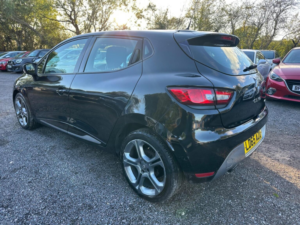 2015 Renault Clio 0.9 Tce Dynamique S Nav Euro 6 (s/s) 5dr in Black — image 4