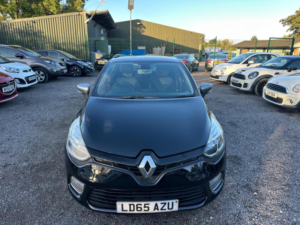 2015 Renault Clio 0.9 Tce Dynamique S Nav Euro 6 (s/s) 5dr in Black — image 6