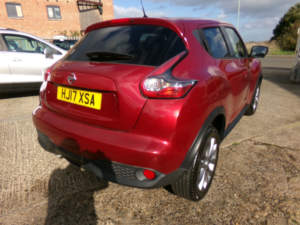 2017 Nissan Juke 1.5 Dci Tekna in Red — image 5