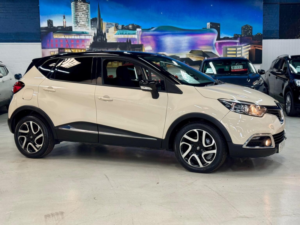 2016 Renault Captur 1.5 Dci Energy Dynamique S Nav Auto Euro 6 (s/s) 5dr in White — image 2