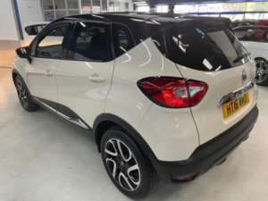 2016 Renault Captur 1.5 Dci Energy Dynamique S Nav Auto Euro 6 (s/s) 5dr in White — image 4