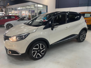 2016 Renault Captur 1.5 Dci Energy Dynamique S Nav Auto Euro 6 (s/s) 5dr in White — image 6