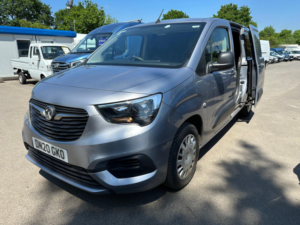 2020 Vauxhall Combo Turbo D Sportive in Grey — image 2