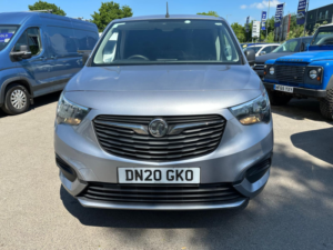 2020 Vauxhall Combo Turbo D Sportive in Grey — image 3