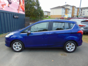 2015 Ford B-Max 1.6 Zetec * Mot September 2027 * Finance Available * Free 6 Months Warranty * Only 55164 Miles * Sca in Blue — image 6