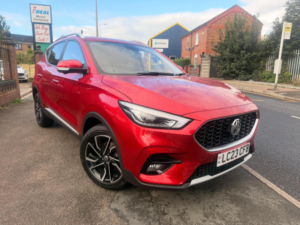 2023 MG MG Zs 1.0 T-Gdi Exclusive Auto Euro 6 5dr in Red — image 3