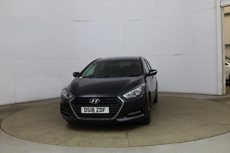 2018 Hyundai I40 1.7 Crdi Blue Drive Se Nav Dct Euro 6 (s/s) 4dr in Black — image 1