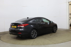 2018 Hyundai I40 1.7 Crdi Blue Drive Se Nav Dct Euro 6 (s/s) 4dr in Black — image 6