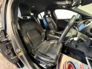 2020 Jaguar Xe 2.0 D180 R-Dynamic Se Auto Euro 6 (s/s) 4dr in Grey — image 3