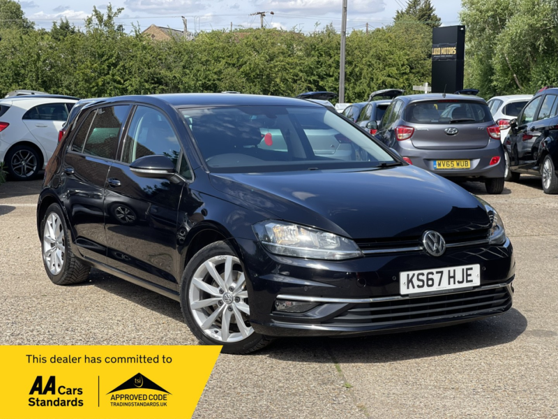 2017 Volkswagen Golf 1.5 Tsi Evo Gt in Black — image 1