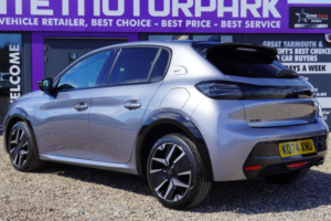 2025 Peugeot 208 1.2 Puretech Gt Euro 6 (s/s) 5dr in Grey — image 2