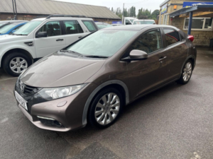 2014 Honda Civic 1.8 I-Vtec Ex Gt Euro 5 (s/s) 5dr in Brown — image 3
