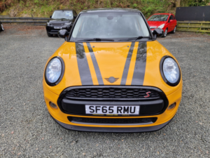 2015 MINI Hatch 1.2 5-Door Hatch One in Orange — image 2