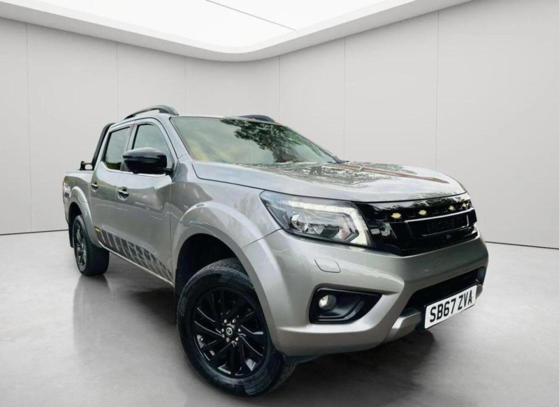 2018 Nissan Navara 2.3 Dci Tekna Auto 4WD Euro 6 4dr in Grey — image 1