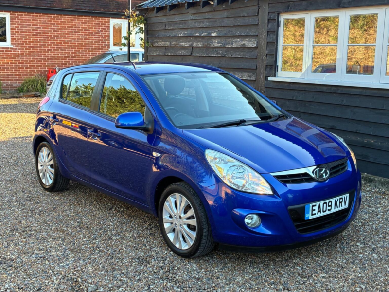 2009 Hyundai I20 1.4 Style Euro 4 5dr in Blue — image 1
