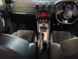 2010 Audi Tt 2.0 Tfsi S Line in White — image 2