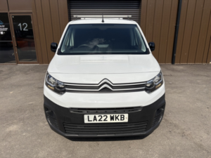 2022 Citroen Berlingo 1.5 Berlingo Van M Bluehdi 100 6-Speed Manual 1000 Enterprise Pro in White — image 2