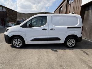 2022 Citroen Berlingo 1.5 Berlingo Van M Bluehdi 100 6-Speed Manual 1000 Enterprise Pro in White — image 5