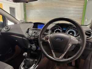 2014 Ford Fiesta 1.3 Zetec in Grey — image 2