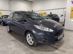 2014 Ford Fiesta 1.3 Zetec in Grey — image 5