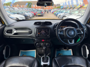 2015 Jeep Renegade 1.4t Multiairii Limited Ddct Euro 6 (s/s) 5dr in Yellow — image 2