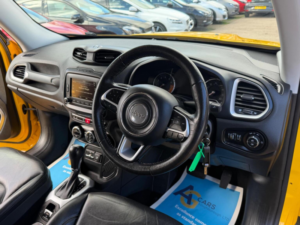 2015 Jeep Renegade 1.4t Multiairii Limited Ddct Euro 6 (s/s) 5dr in Yellow — image 3