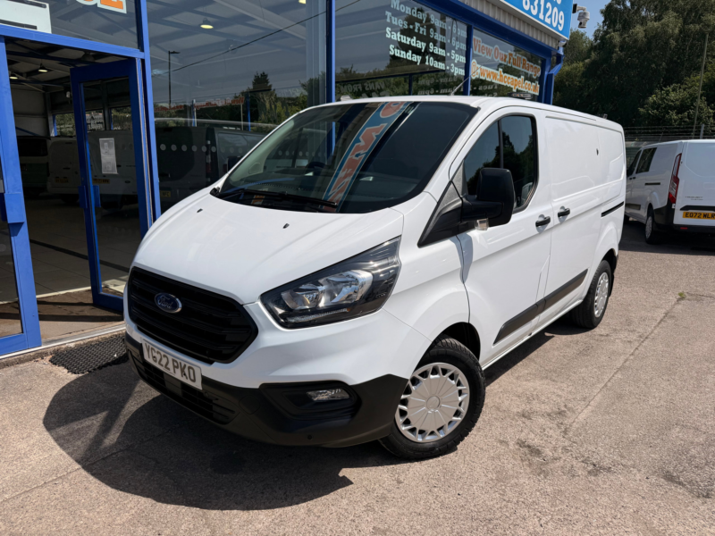 2022 Ford Transit Custom 2.0 320 Ecoblue Leader Panel Van 5dr Diesel Manual L1 H1 Euro 6 105 Ps in White — image 1